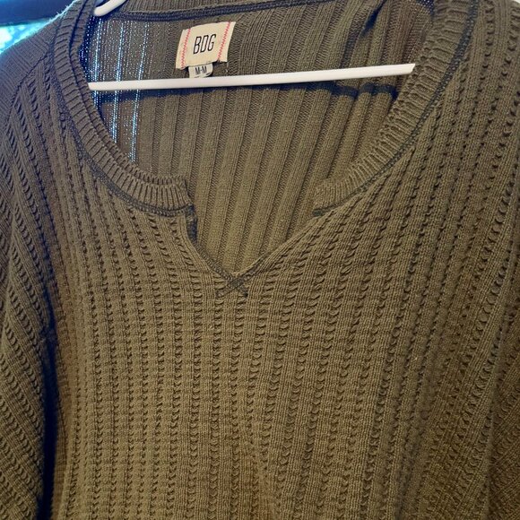 BDG Allie Notch Neck Pullover Sweater In Olive - Picture 4 of 4